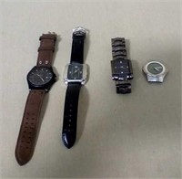 4 PC. Watches (3) need batteries (1) needs band