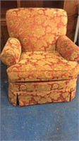UPHOLSTERED CHAIR