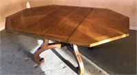 Dining Table w/ 2 Leafs