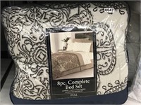 Complete 8pc Bed Set Full