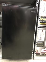 Daewoo mini fridge Retails $170