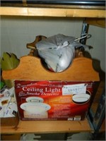 Ceiling Light Smoke Detector, Sm Shelf, Hangers