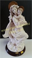 Giuseppe Armani "Madonna with Child" Porcelain
