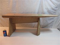 Table  salon en bois franc Merisier  massif  Neuf