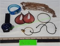 Bag of Miscellaneous Jewelry