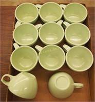 11 Green Arrowhead Tea Cups