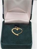 18K Yellow Gold approx. wt. 0.6g Heart Shaped