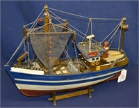 18" Wooden Crab Fishing Boat Model