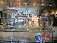 LOT, GLASS DISPLAY CONTAINERS