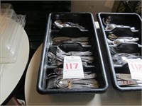 LOT, FLATWARE IN THIS TRAY