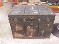 Marshall Fields "Field Trunk" - Antique - Large