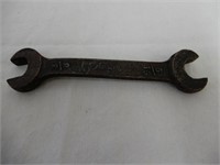 VINTAGE AUSTIN OPEN-END WRENCH -3/8" - 5/16"