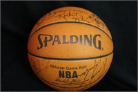 Charlotte Hornets team signed ball early 90,s