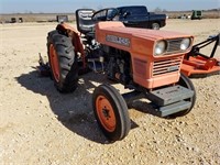 LL- KUBOTA  L245 TRACTOR WITH FINISHING MOWER