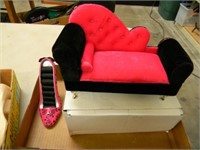 HOT PINK MINIATURE COUCH-JEWELRY BOX & SHOE RING