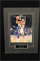 Indiana Pacers Reggie Miller autographed 8 x 10