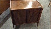 MID CENTURY ROLL FRONT RECORD / MUSIC CABINET