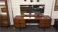MID CENTURY AUSTIN SUITE DRESSING TABLE AND