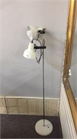 ADJUSTABLE POLE SPOTLIGHT FLOOR LAMP