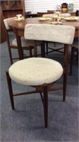 MID CENTURY DINING CHAIRS (4X)