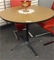 LAMINATE TOP, METAL PEDESTAL BASED TABLE, 36"