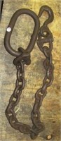 Riggers chain with single hook. Measures 55"