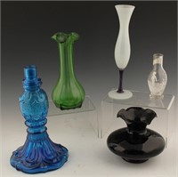 5 MIXED COLORED GLASS VASES