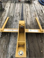 Bale Spear For A Loader Bucket