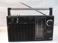 Radio AM/FM vintage REALISTIC