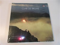 NEUF-Livre de collection "Clair de brume"