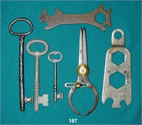 Lot: two flat steel wrenches; dividers &c.