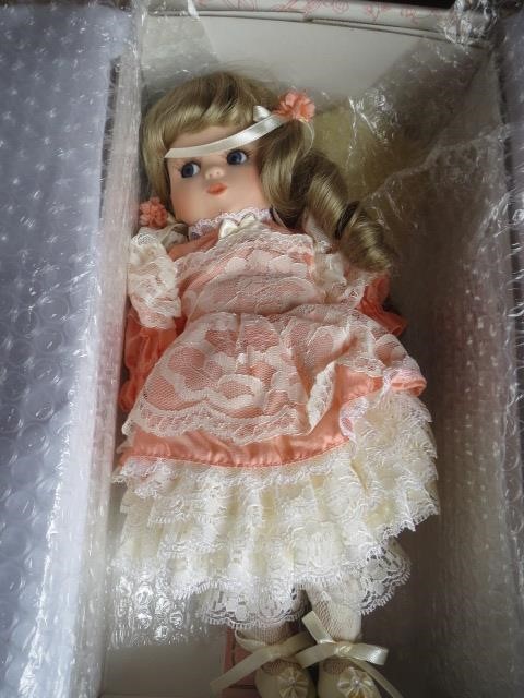 Collectible Dolls, Doll Furniture, Doll Magazines