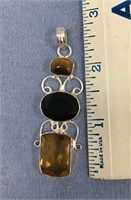 Choice on 6 (6-11): Faceted citrine onyx and tiger