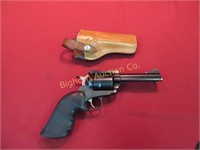 Ruger Revolver: .44mag, New Model Super Blackhawk