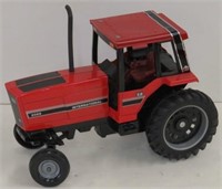 Ertl IH 5088 Tractor, 1/16