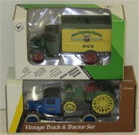 2x- Ertl JD Truck Bank & Truck/Tractor Set, NIB