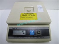 1X, TANITA KD-200 DIGI SCALE- NO S/S PLATE