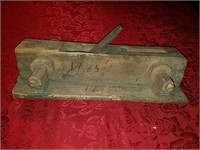 Antique wood plane this measures about 14 inches