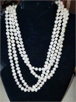 Pearl estate necklace new in box