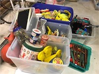 5 Tubs of toys lot