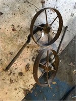 2 Iron wheels