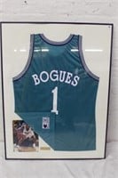 Mugsy Boques autograph jersey