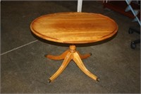 Vintage Claw Foot Side Table 30 x 21 x 18.5H
