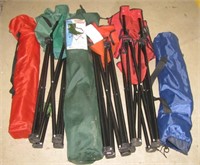 (5) Various kinds of folding camping chairs.