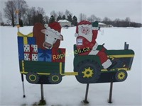 Santa's John Deere Tractor With Wagon