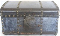 19TH C. LEATHER STUDDED TRUNK W/ TOOLED GEORGE