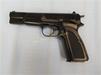 Browning Model MK III Cal. 9 mm Luger, NIB