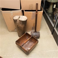 Primitive Carrier, Mallet and Pedestal