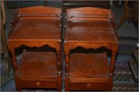 CIRCA 1900 PAIR OF PINE END/SIDE TABLES