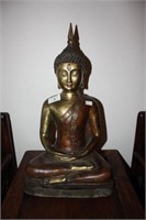 Chinese bronze Guan Yin, character marks impressed